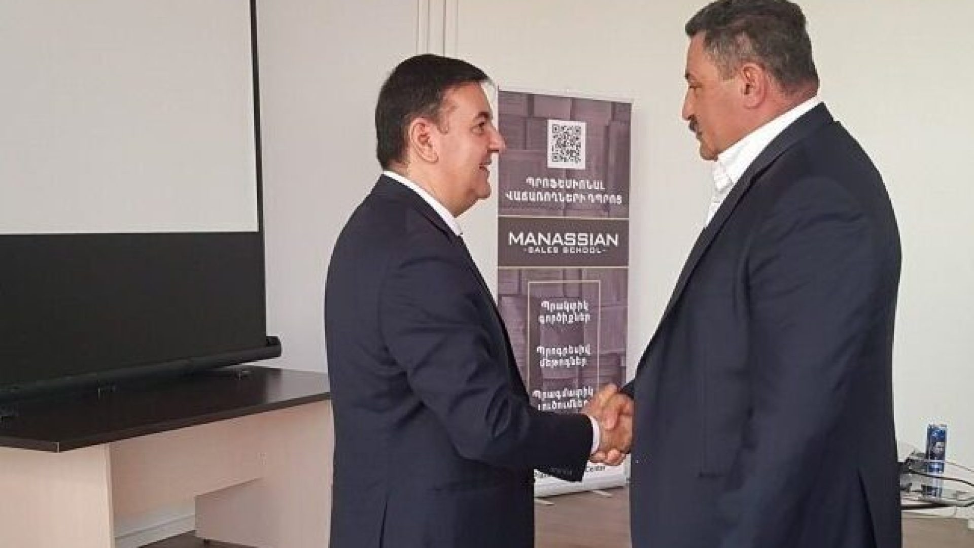 69790513_2468489369900238_1625868515669966848_n